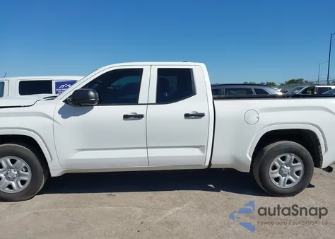 2025 Toyota Tundra Sr z USA, uszkodzony, nr VIN 5TFKB5AA7SX044563